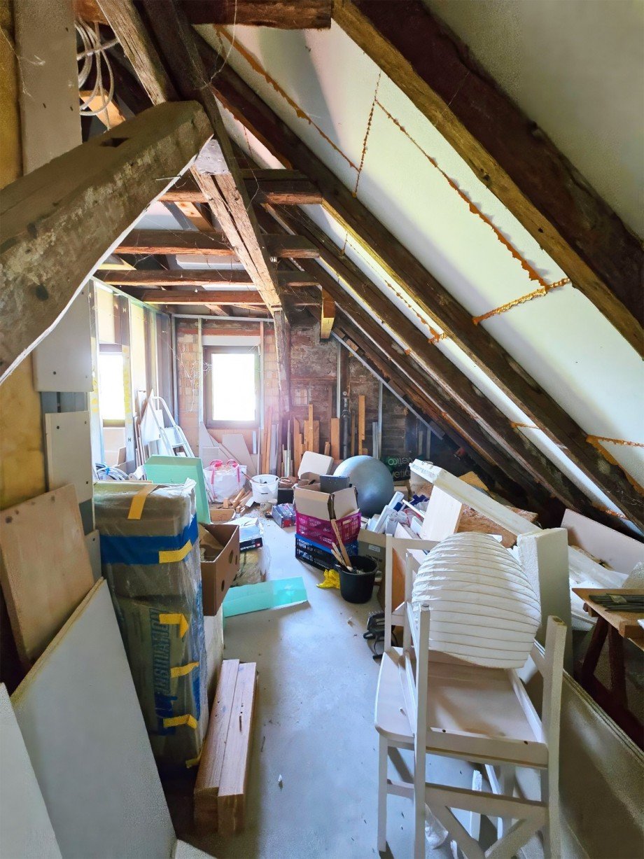 Begonnener Innenausbau Bad OG Einfamilienhaus W�rbzig