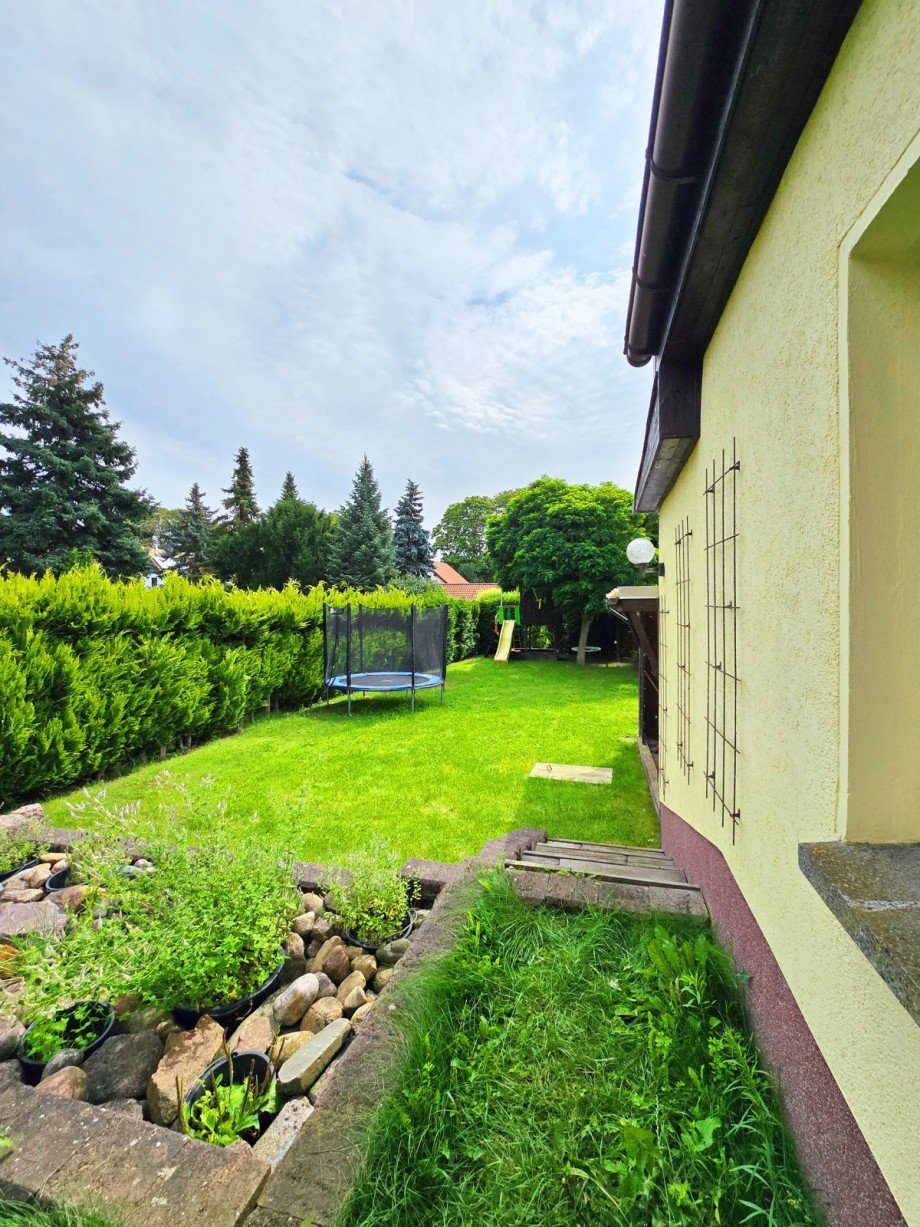 Blick von der Terrasse Doppelhaush�lfte K�then (Anhalt)