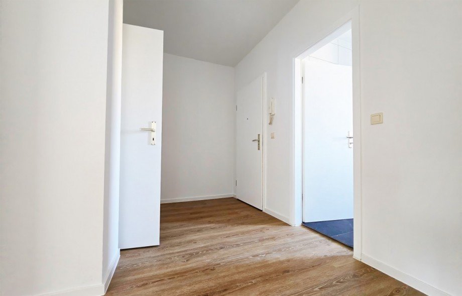Flur Etagenwohnung K�then (Anhalt)