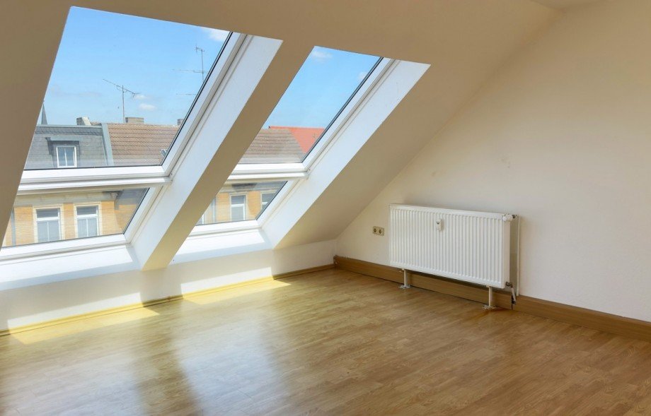 Wohnzimmer Dachgeschosswohnung K�then (Anhalt)