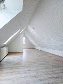Zimmer Besonderes Wohnflair & Einbauk�che!