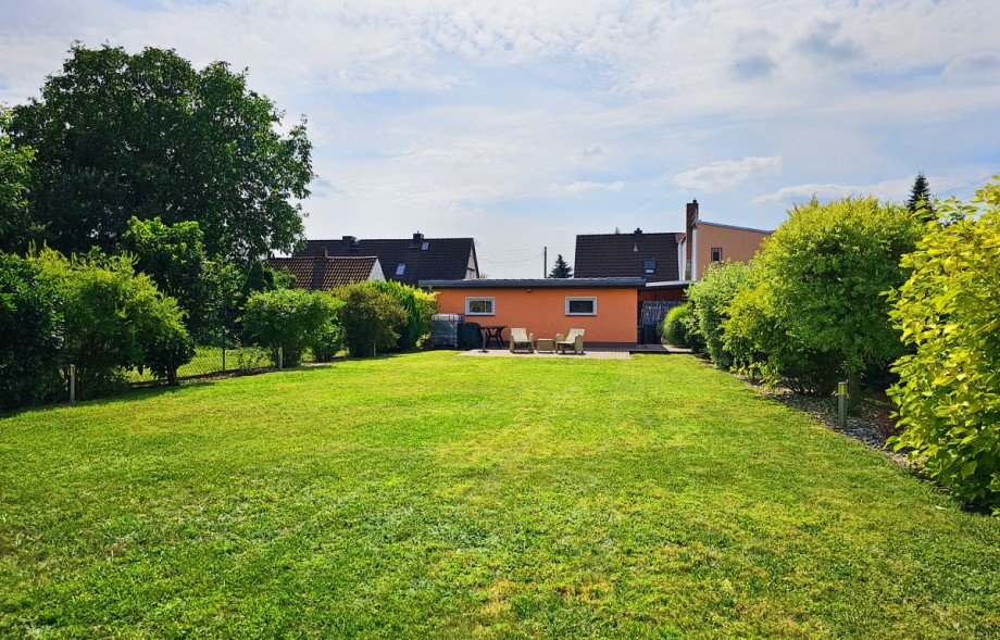 Garten 2 Doppelhaush�lfte Radegast