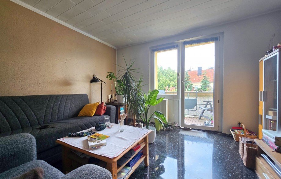 Wohnzimmer Dachgeschosswohnung K�then (Anhalt)