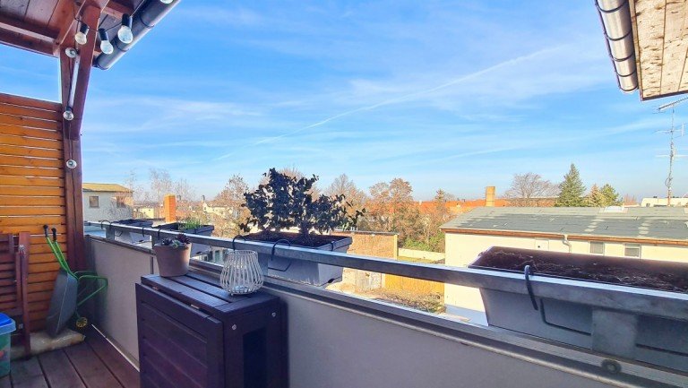 Aussicht Balkon K�then (Anhalt) Dachgeschosswohnung Ihre Traumwohnung zum Top-Preis mit 3,5 Zimmern - Balkon und Stellplatz
