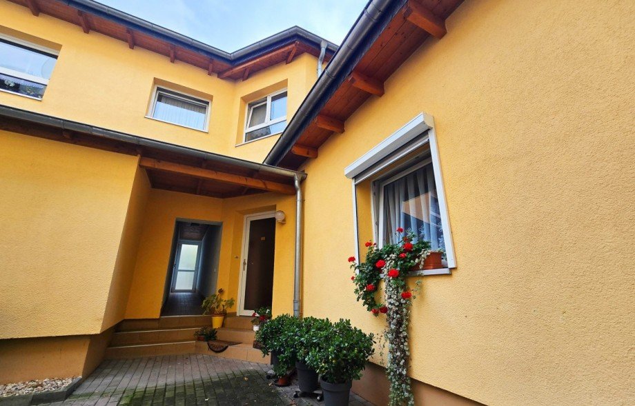 Wohnungseingang Maisonettewohnung K�then (Anhalt)