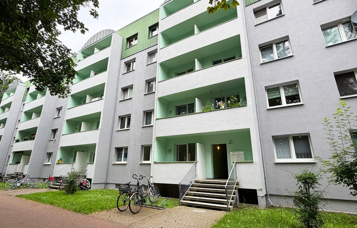 Frisch renoviert und sofort bezugsbereit - Erdgeschosswohnung mit Balkon - Foto 2