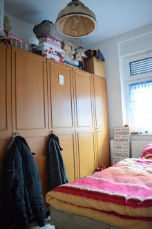 Zimmer 2-Zimmer-Eigentumswohnung mit Balkon und stabilen Mieteinnahmen