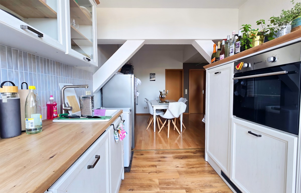 Schick und angenehm im Dachgeschoss mit toller Dachterrasse - Foto 3