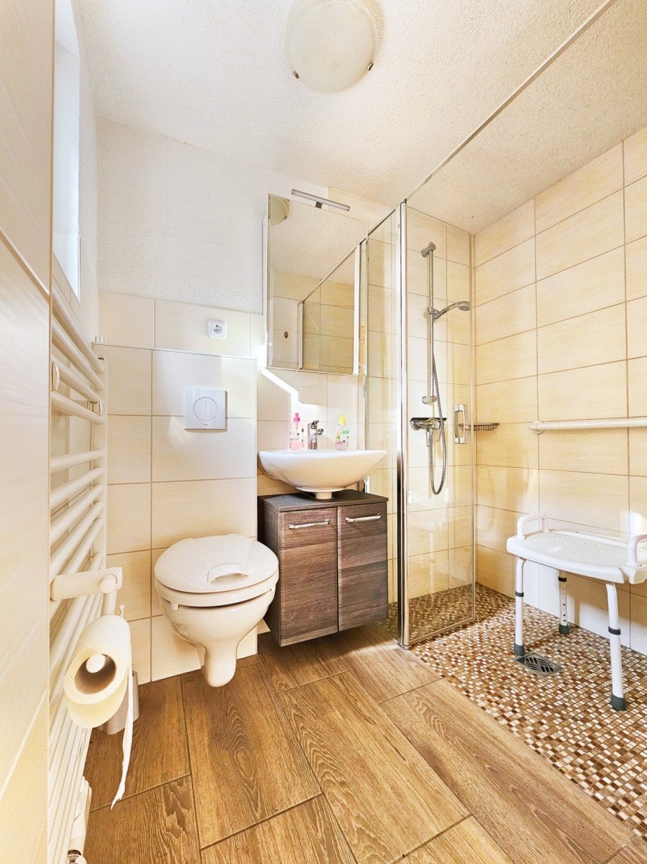 Badezimmer Einfamilienhaus Z�rbig