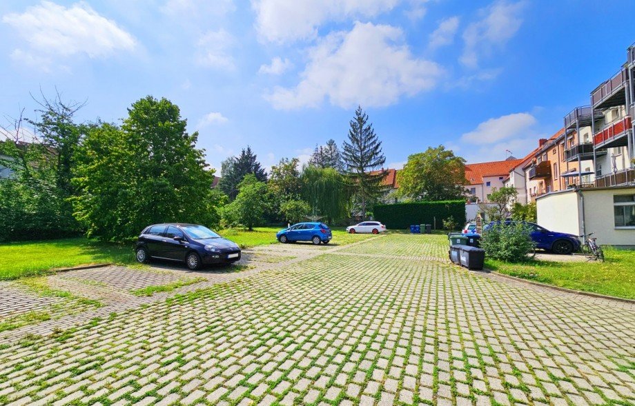 Stellpl�tze Hinterhof 2 Etagenwohnung K�then (Anhalt)