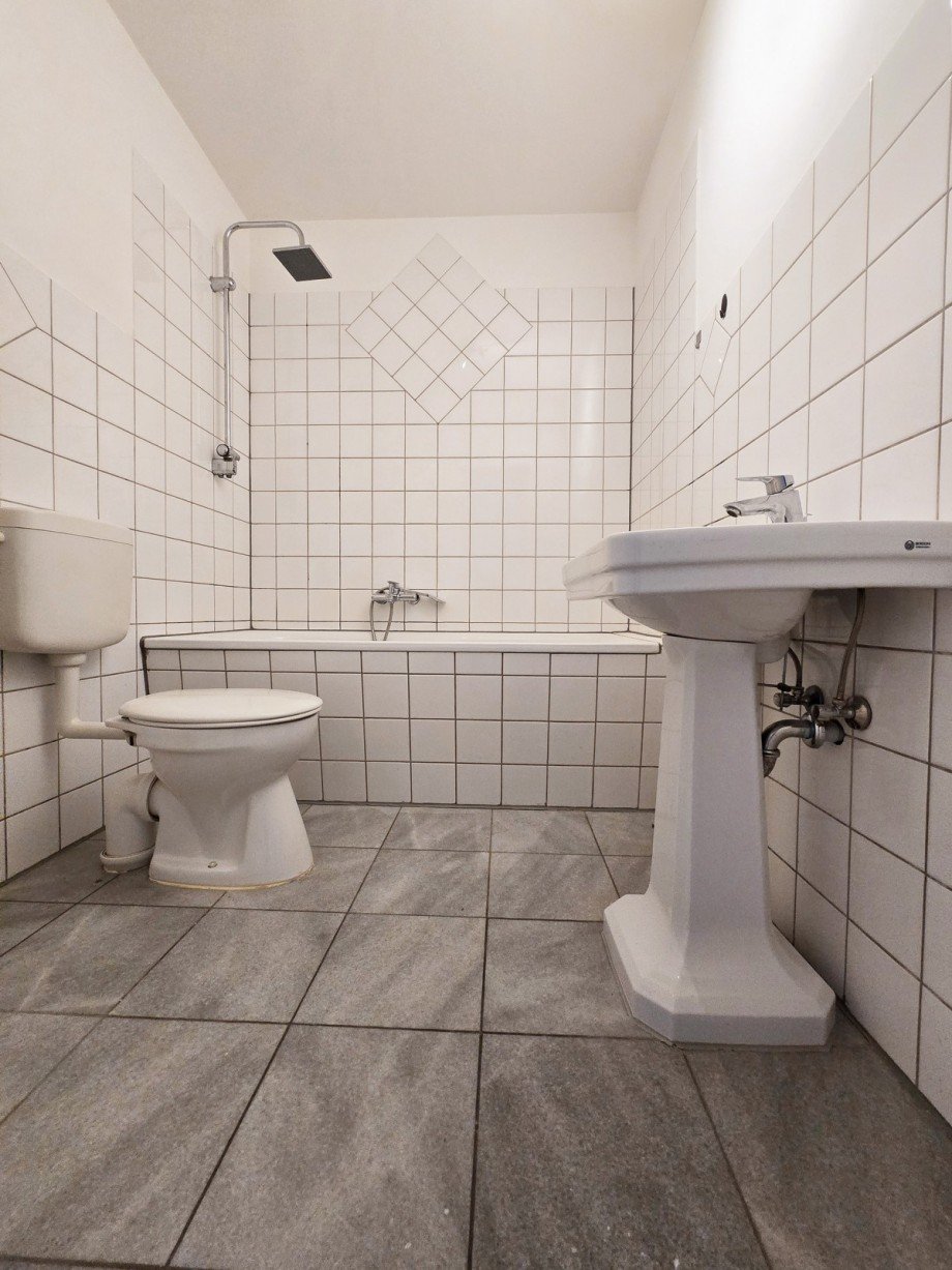 Badezimmer Souterrainwohnung K�then (Anhalt)