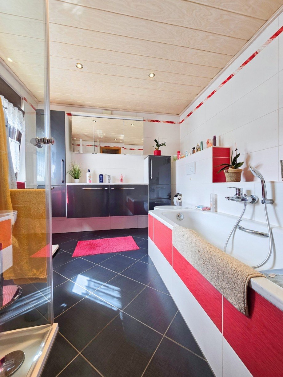 Badezimmer EG Doppelhaush�lfte K�then (Anhalt)