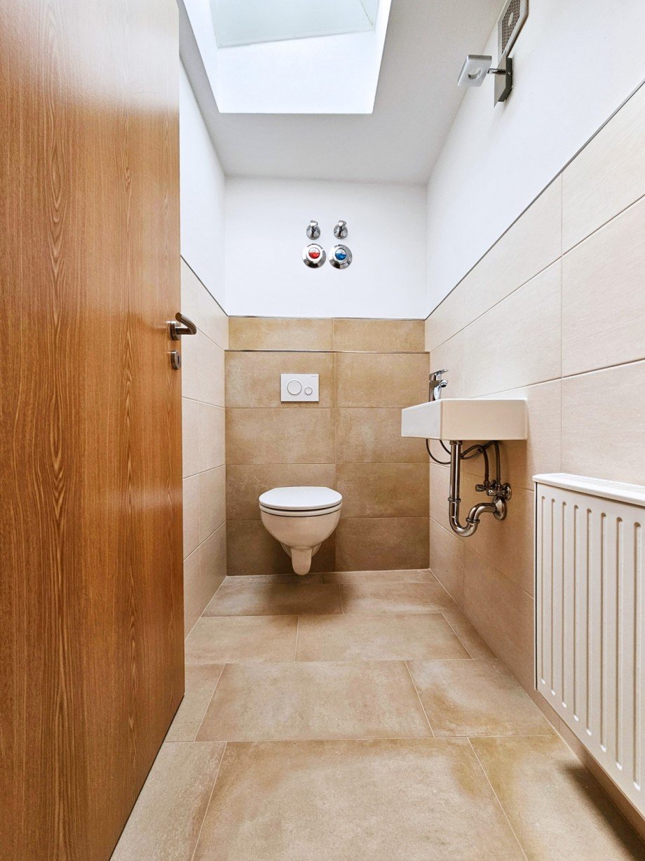 WC Dachgeschosswohnung K�then (Anhalt)