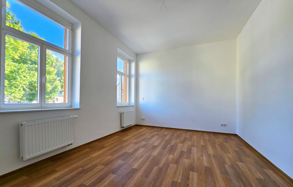Historischer Charme trifft modernen Komfort - 2 Zimmer mit Lift, Stellplatz & Naturidylle - Photo 5