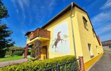 Haus  Gro�es Gelbes Gl�ck  - Mehr Raum, mehr M�glichkeiten, mehr Gl�ck f�r Ihre Familie