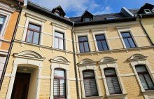 Wohnhaus Einladende 3-Zimmer-Wohnung mit Balkon: Perfektes Eigenheim oder lukrative Investition in K�then!
