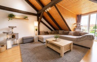Hauptbild Investieren mit Perspektive - Vermietete 4-Zimmer-Wohnung mit zwei Balkonen