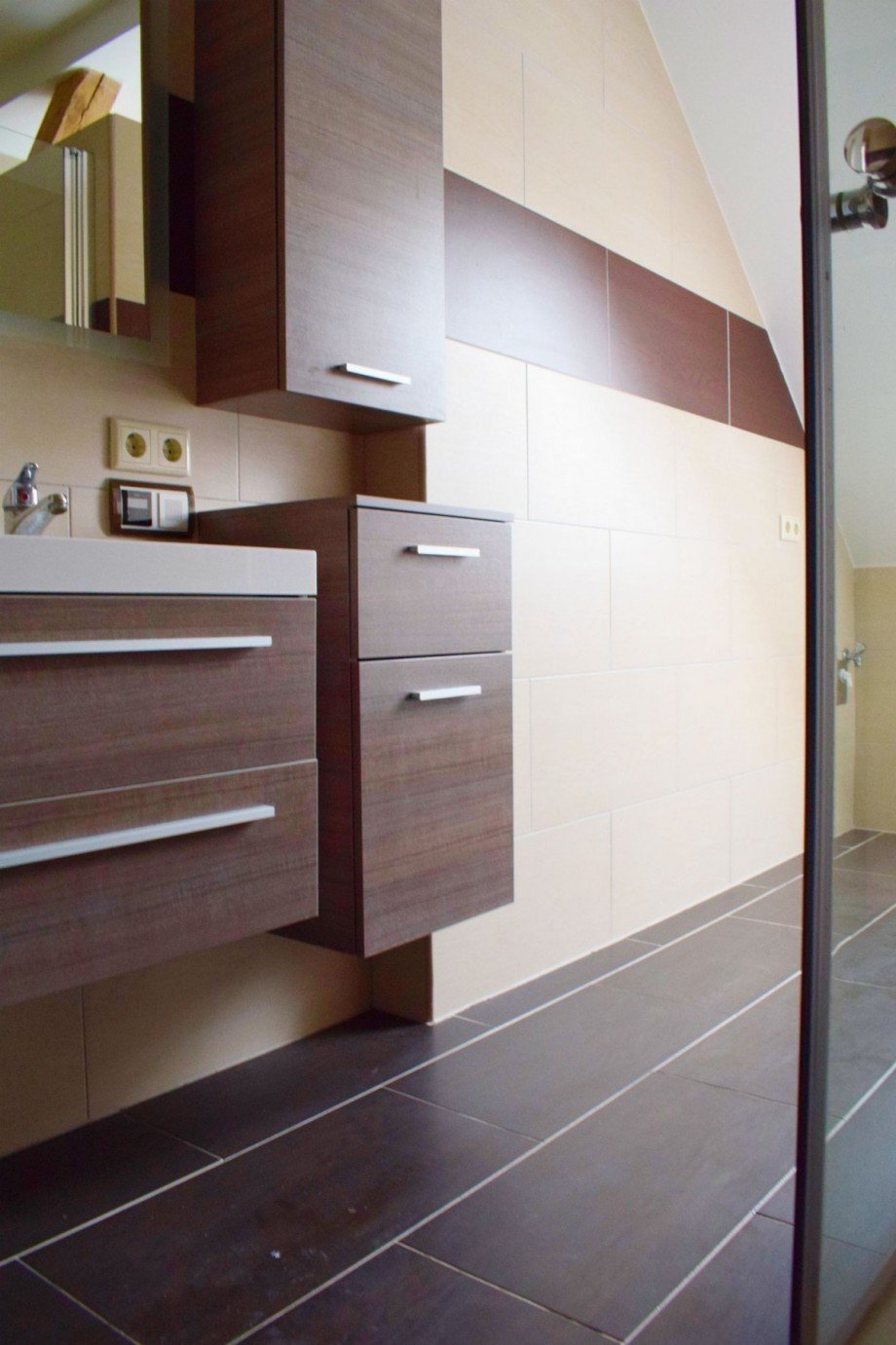 Bad 2 Dachgeschosswohnung K�then