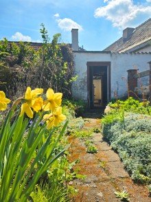 Garten Ein St�ck Eigentum f�r wenig Geld - Dieses Sanierungsobjekt wartet auf Sie!