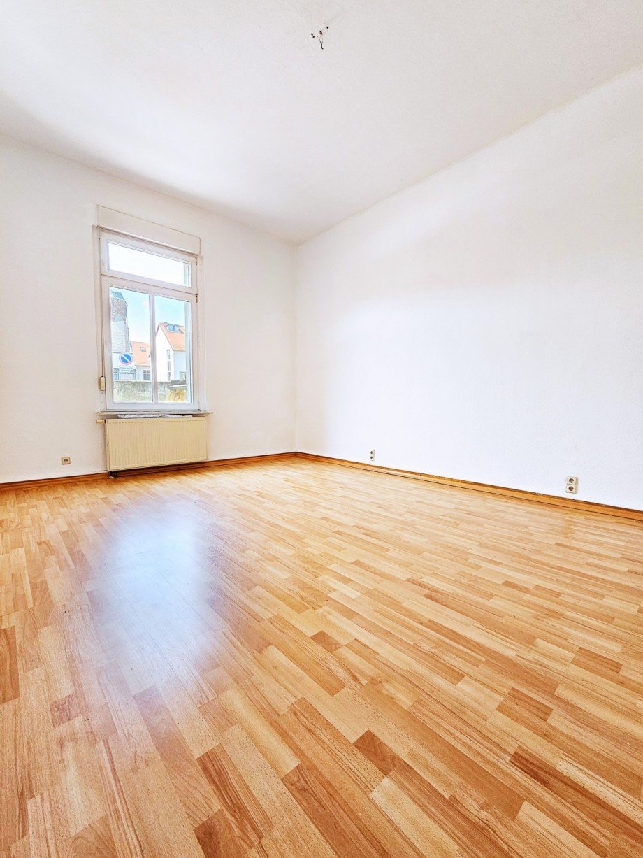 Zimmer Erdgeschosswohnung K�then (Anhalt)