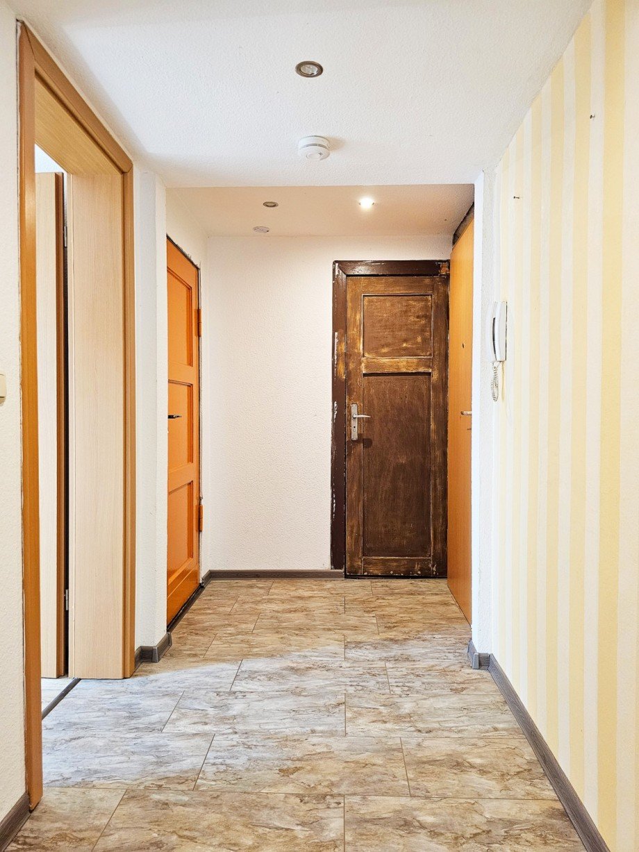 Flur DG Mehrfamilienhaus K�then (Anhalt)