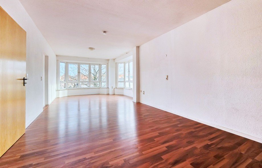 Wohnzimmer 2 Dachgeschosswohnung K�then (Anhalt)