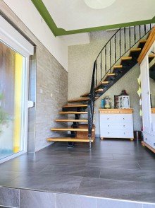 Eingangsbereich Wohnung OG  Gro�es Gelbes Gl�ck  - Mehr Raum, mehr M�glichkeiten, mehr Gl�ck f�r Ihre Familie