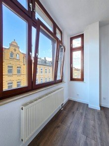 Erker Frisch renoviert! 1-Zimmer-Wohnung mit Einbauk�che