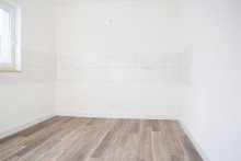 K�che Erstbezug - Tolle Zweiraumwohnung im Obergeschoss mit Balkon