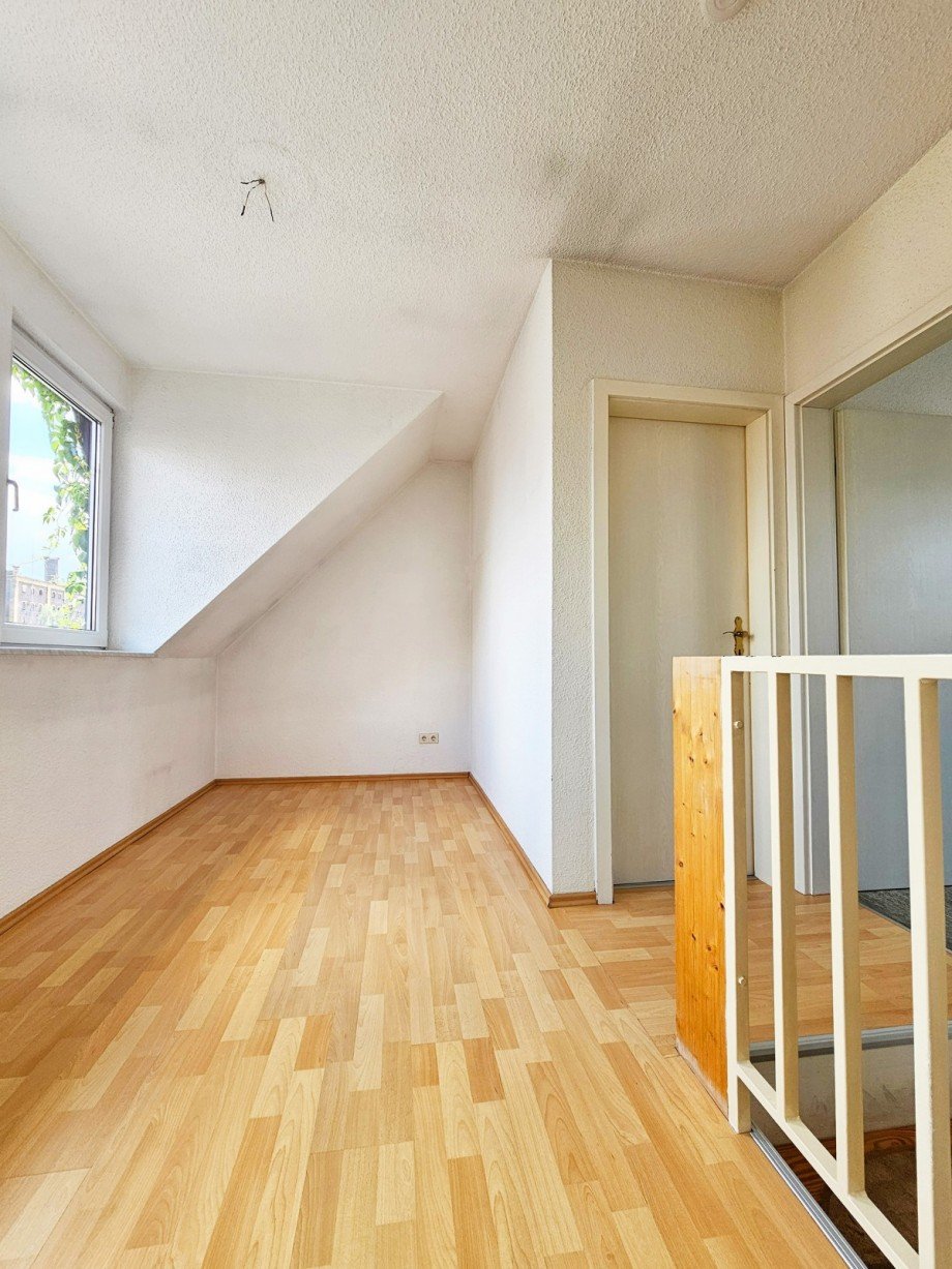 Zimmer OG Maisonettewohnung K�then (Anhalt)