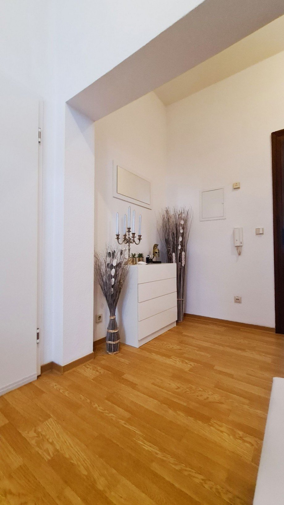 Flur Etagenwohnung K�then (Anhalt)