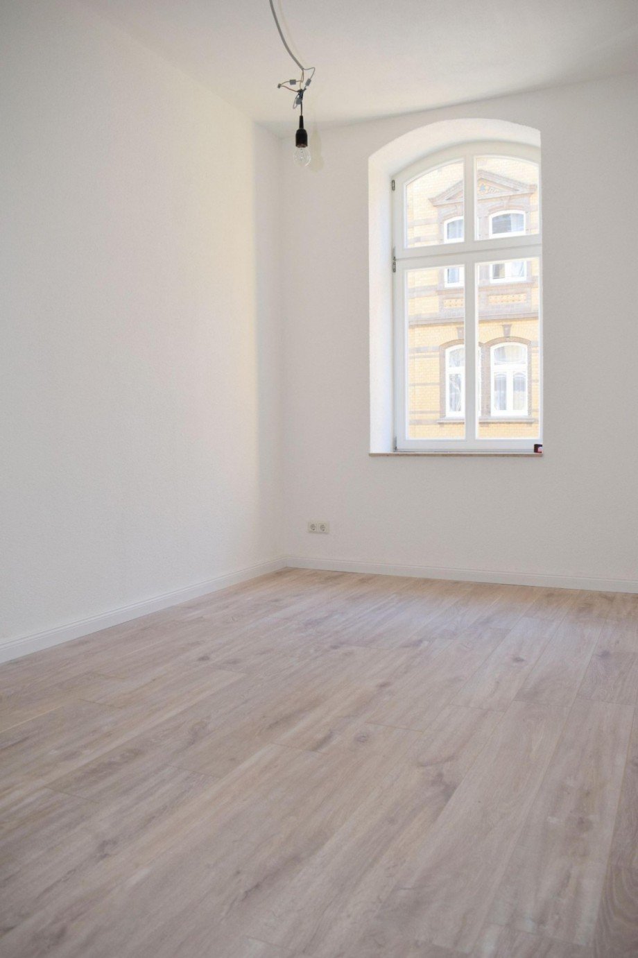 Zimmer Erdgeschosswohnung K�then