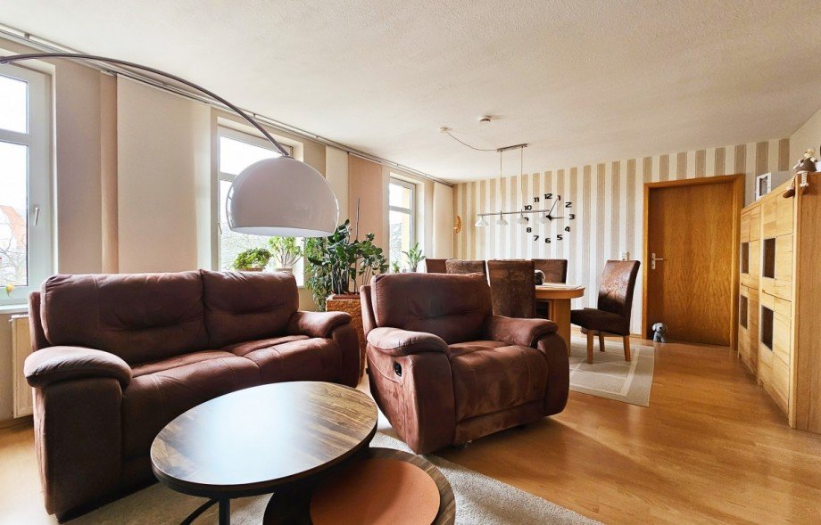 Wohnzimmer DG-2 Mehrfamilienhaus K�then (Anhalt)