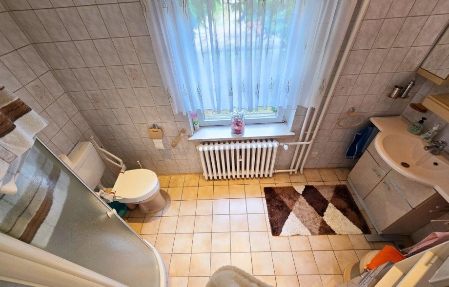 Badezimmer II Einfamilienhaus Gro� Rosenburg