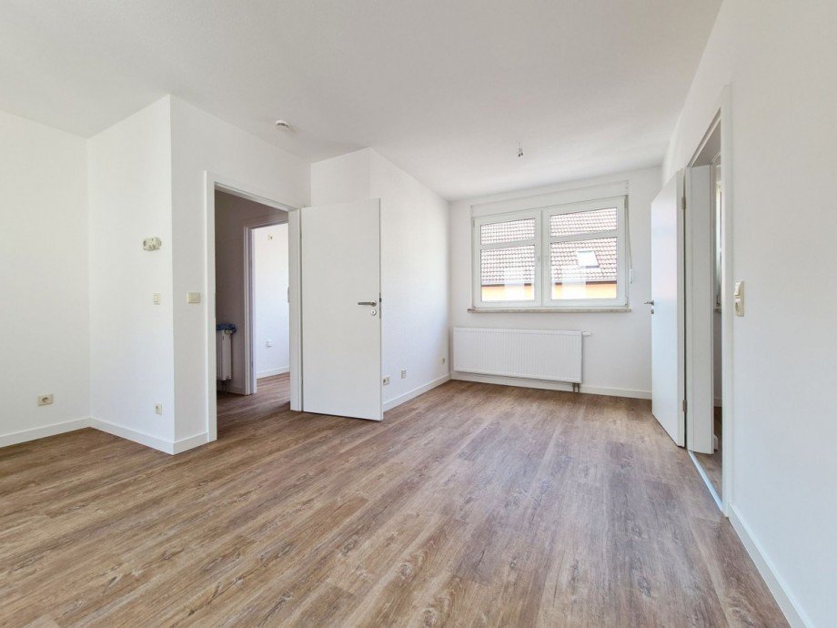 Wohnzimmer_DG Wohn- / Gesch�ftshaus K�then (Anhalt)