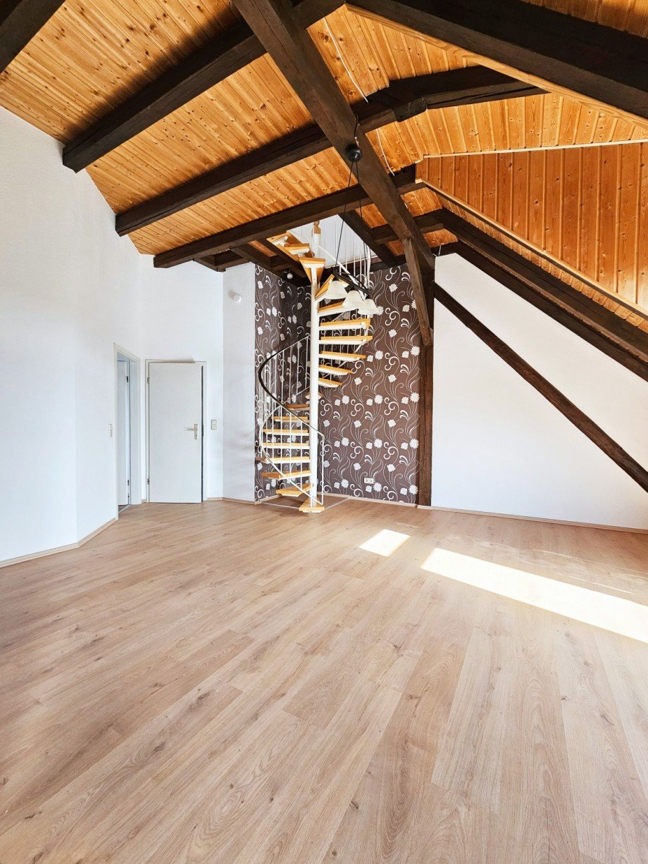 Wohnzimmer 3 Dachgeschosswohnung K�then (Anhalt)